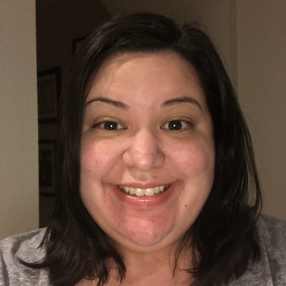 Meet your Posher, Naima
